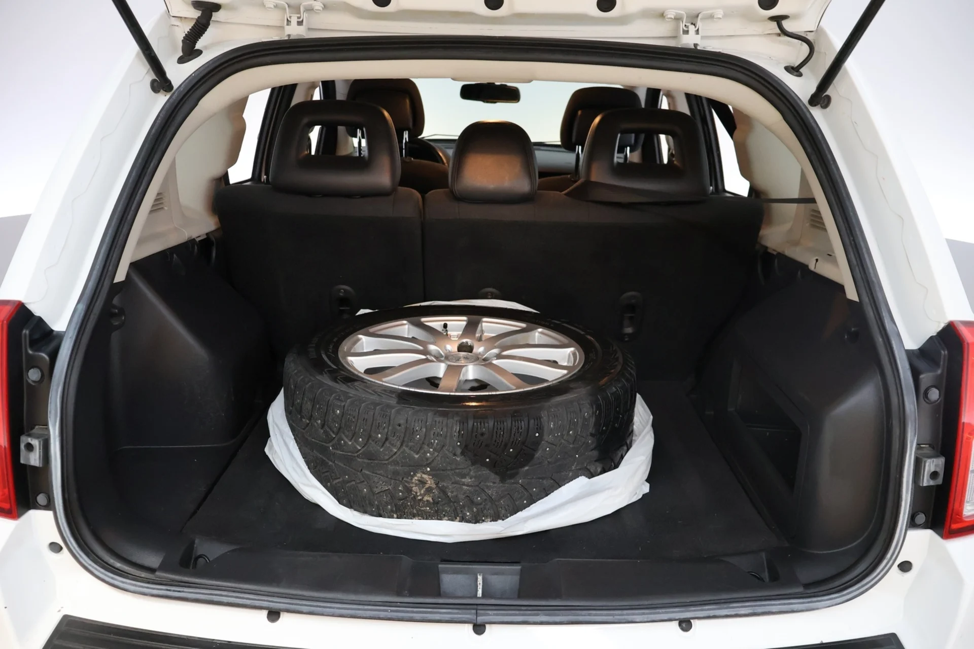 Car Image - 520Wbwq5jXRamzXVoUMx8A