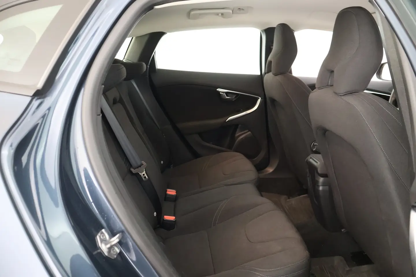 Car Image - 1nRw2r5FBTmiQQGpaHdzPR
