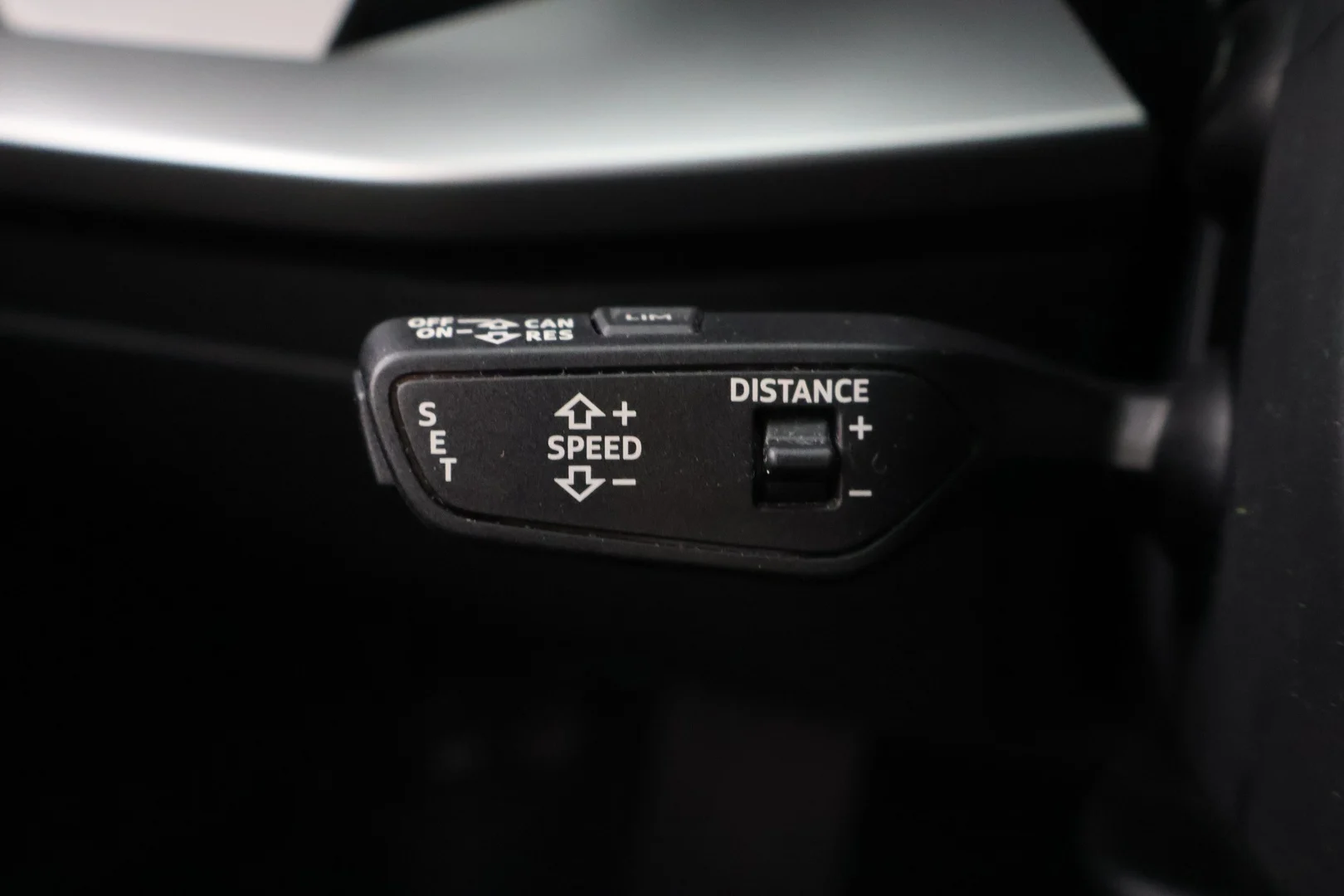 Car Image - jdtcE67d9500BdTKMjMyG