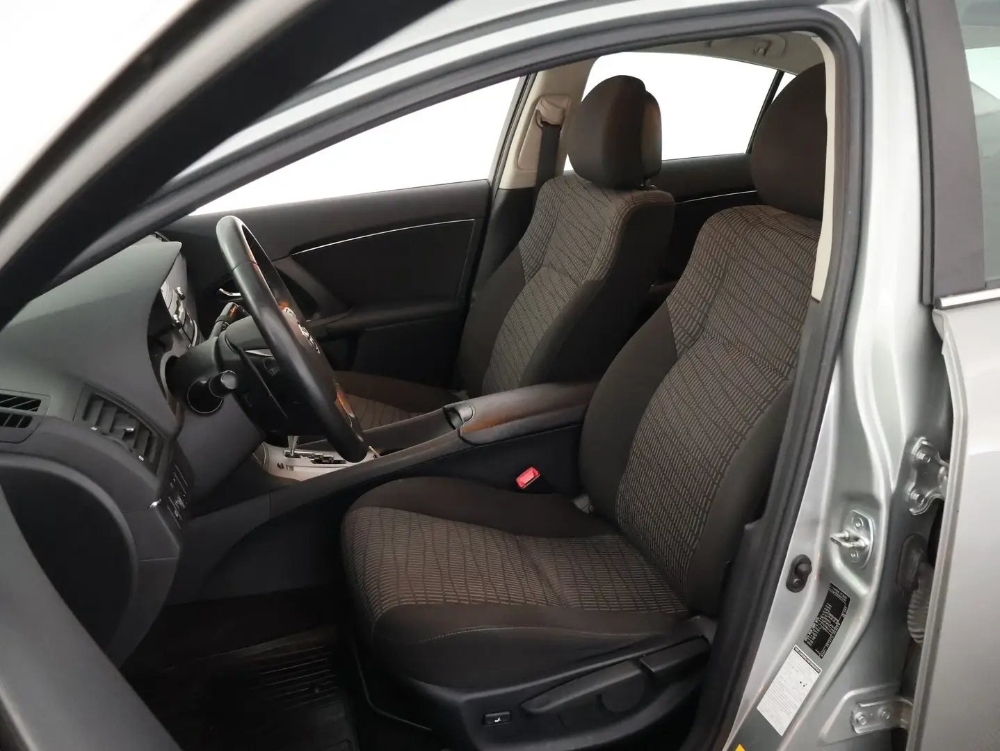 Car Image - 3NjcyxzKYbw4v2efyzvlov