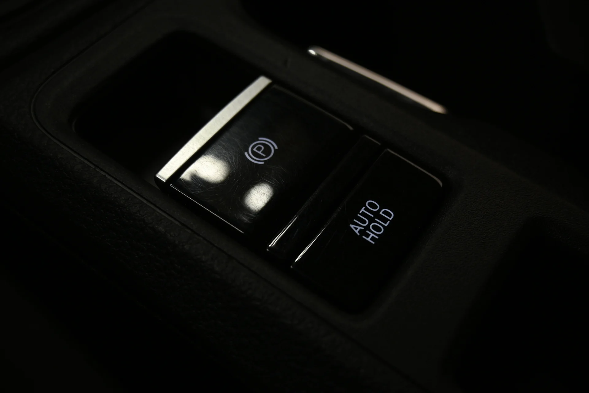 Car Image - 7zeitTk3RE76c5giil8nCU