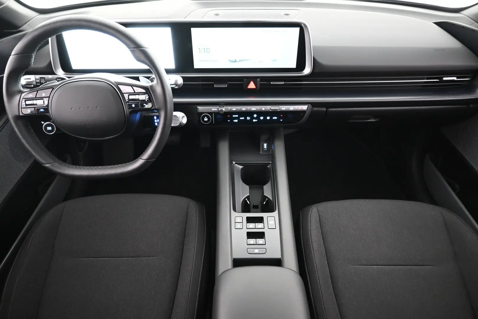 Car Image - 3k1Ah2mHWZUbfJujXTAnhG