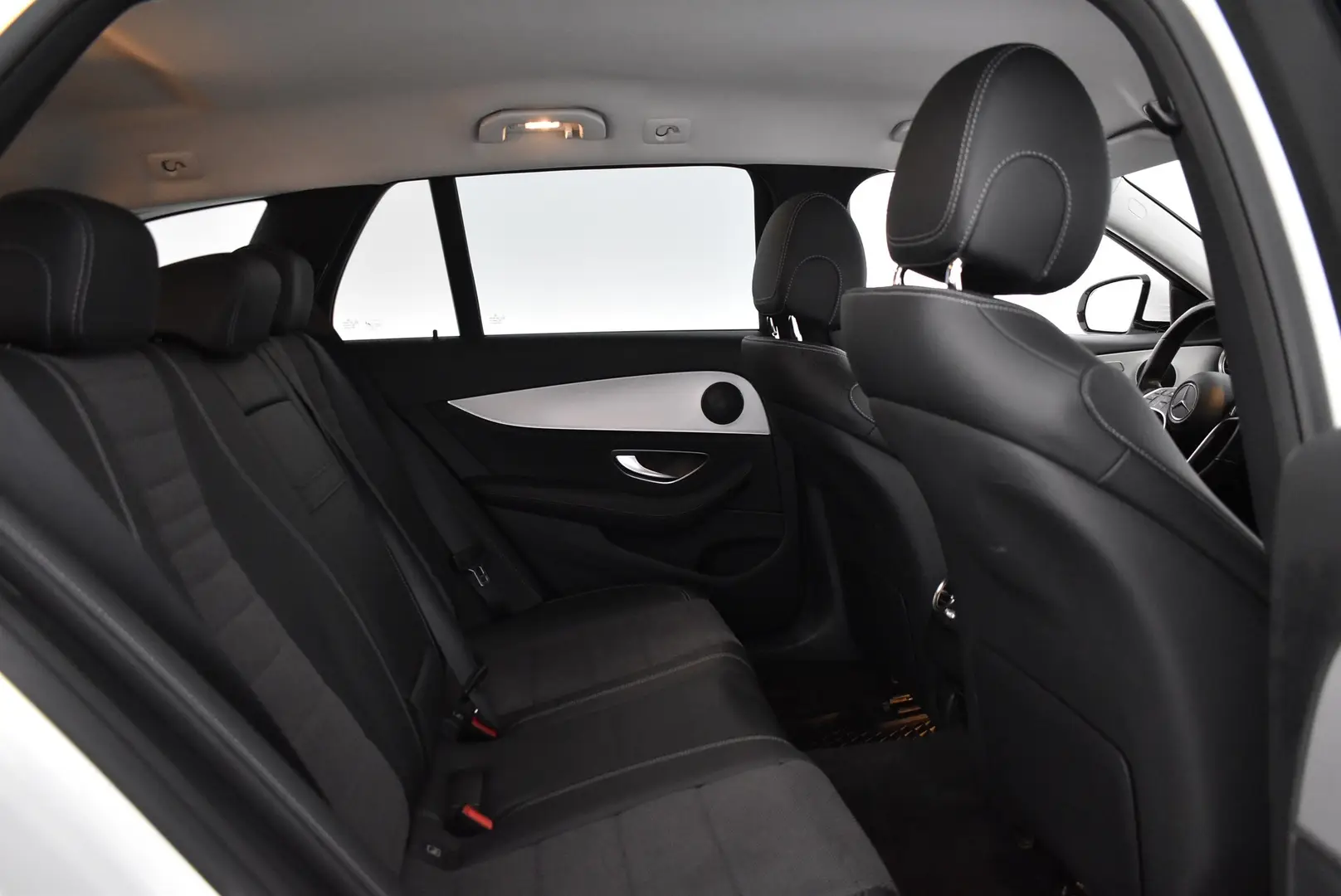 Car Image - iJMhamZOTvFu0K79sPJxm