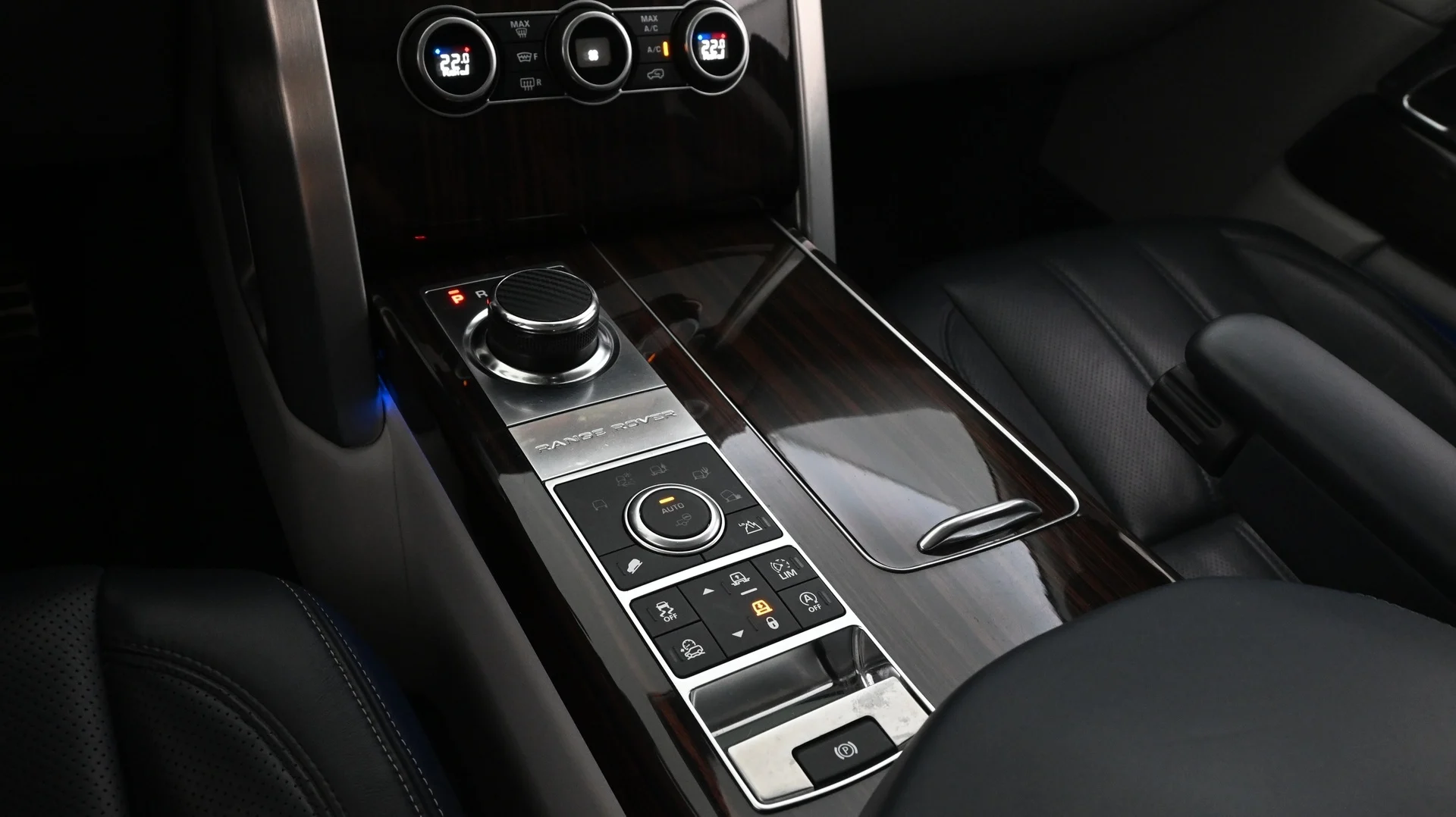 Car Image - 1WG56KSwSB8yQc2U02Q44h