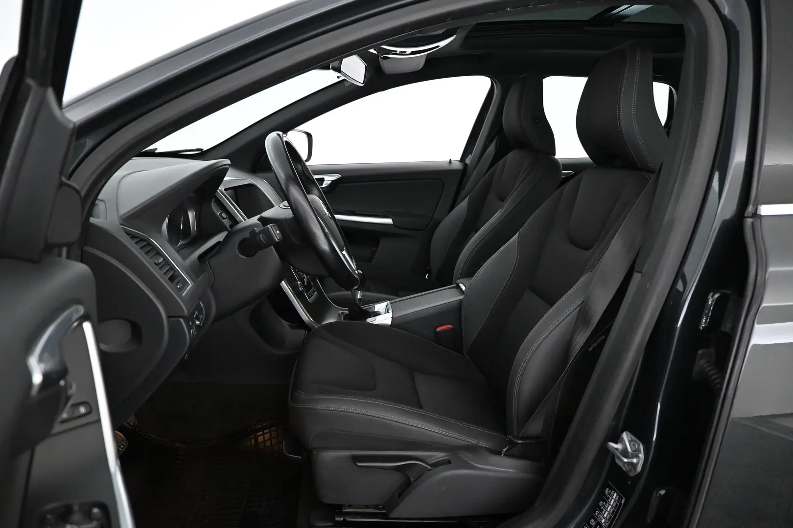 Car Image - 19z1A3QgTfYRVEhPiz8c1M