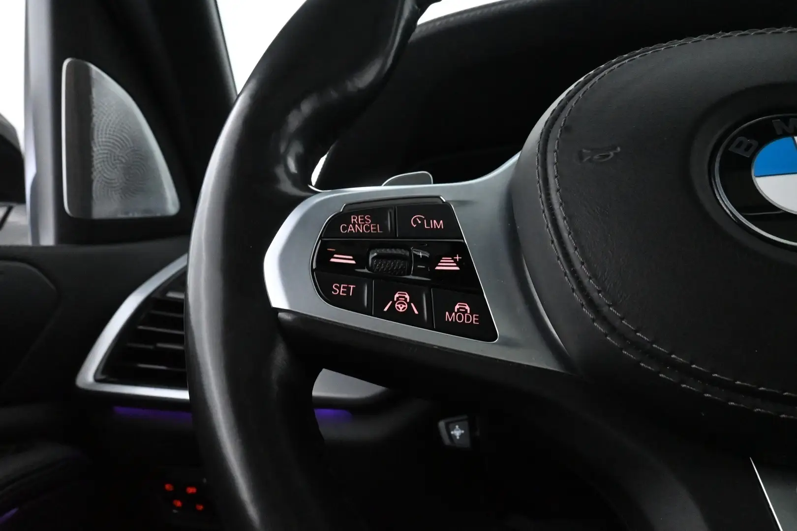 Car Image - Sv62XHijIJm7wCdT6iU6F