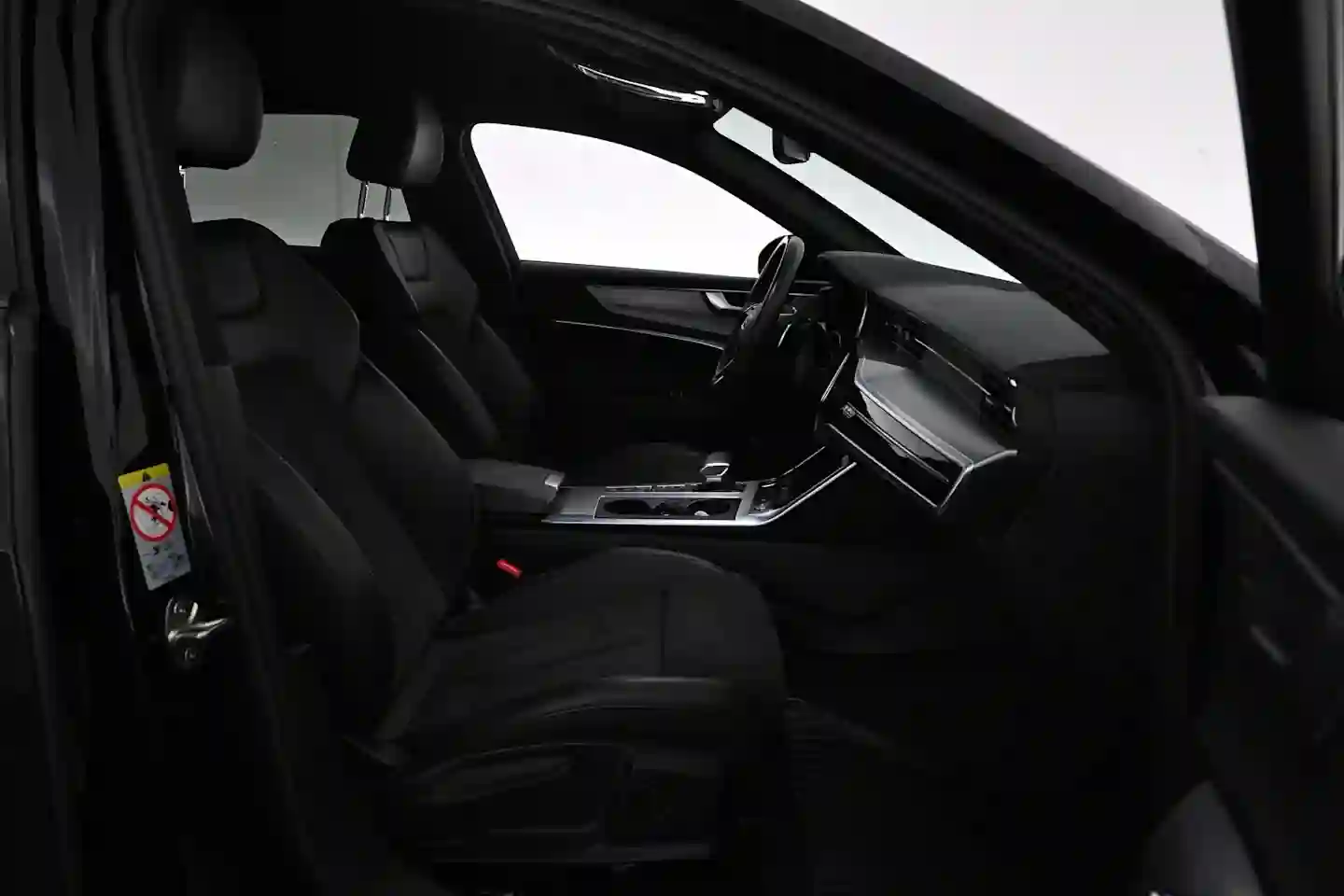 Car Image - TgRY74LHbvkb8fgXgh4ag