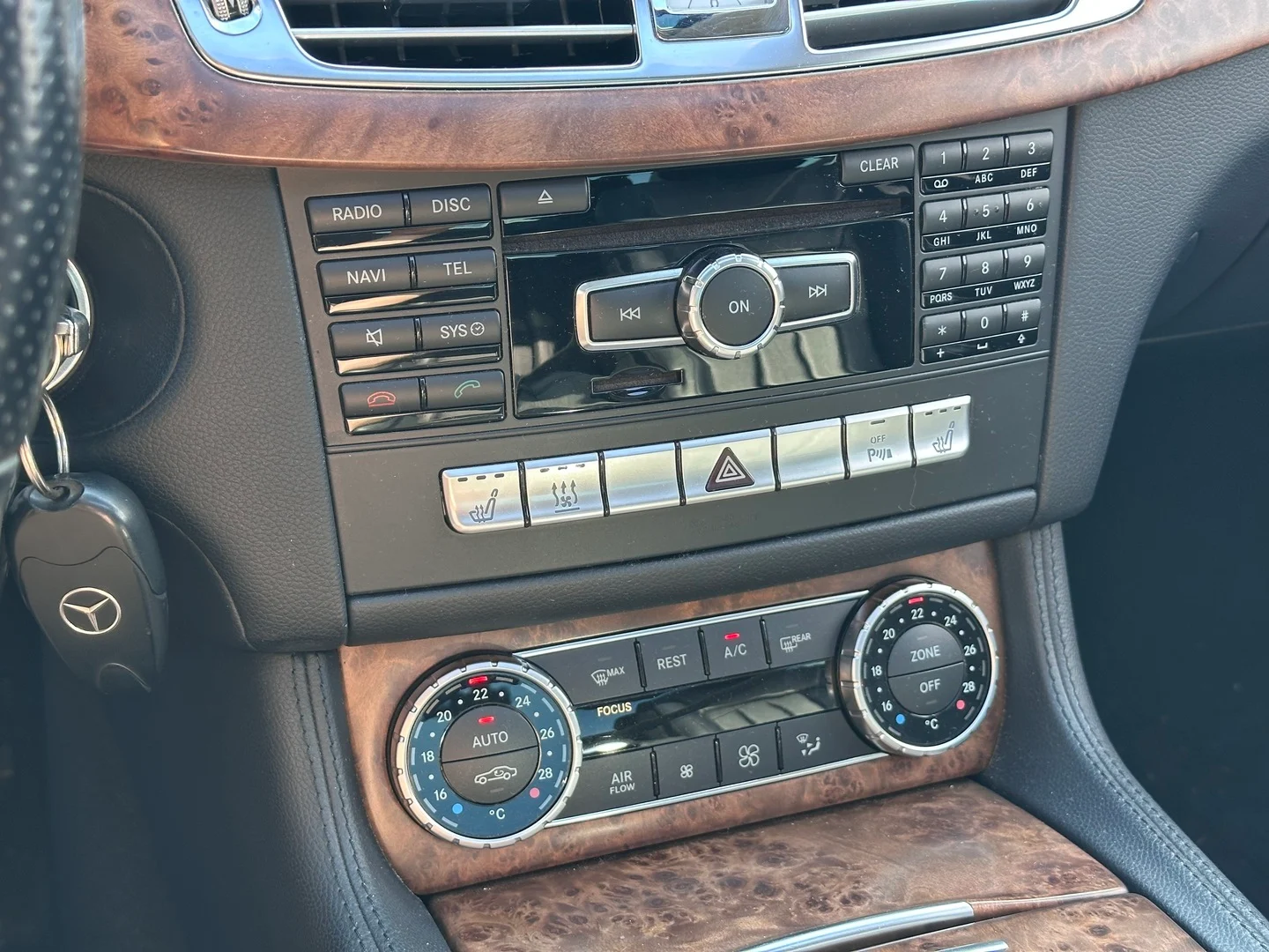 Car Image - 39i8bmfpGG72rltwjyVeV7