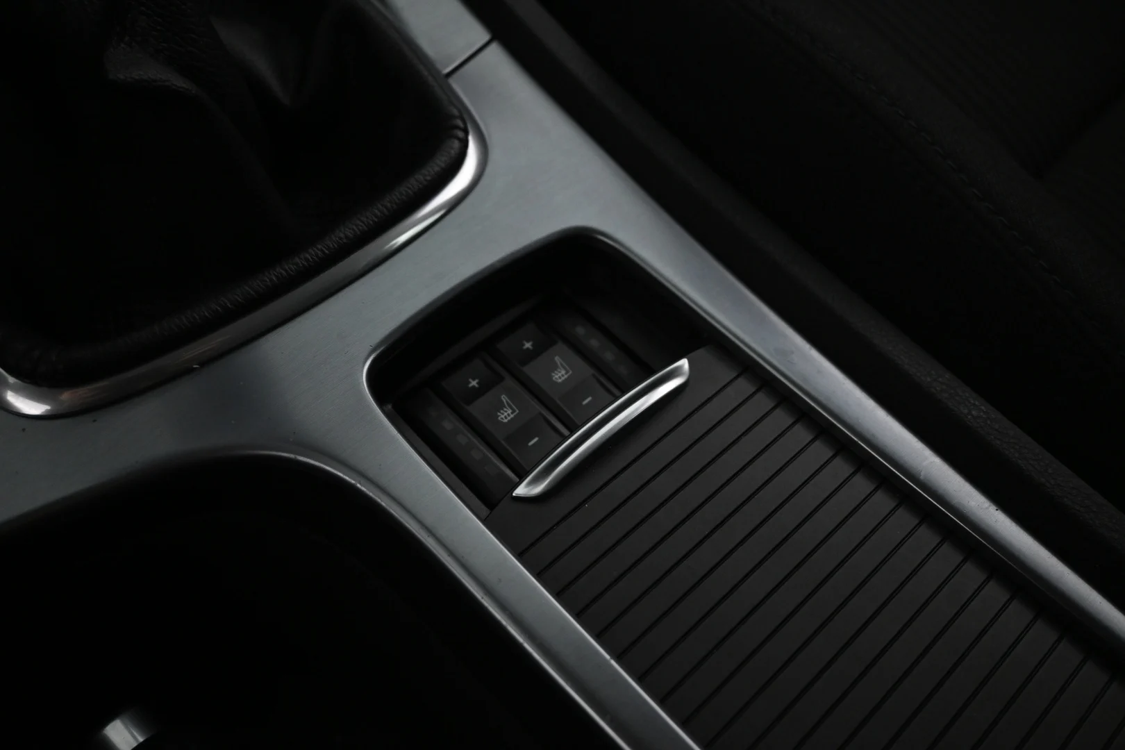 Car Image - 43P0NgehOPdwyfXstAv9W7