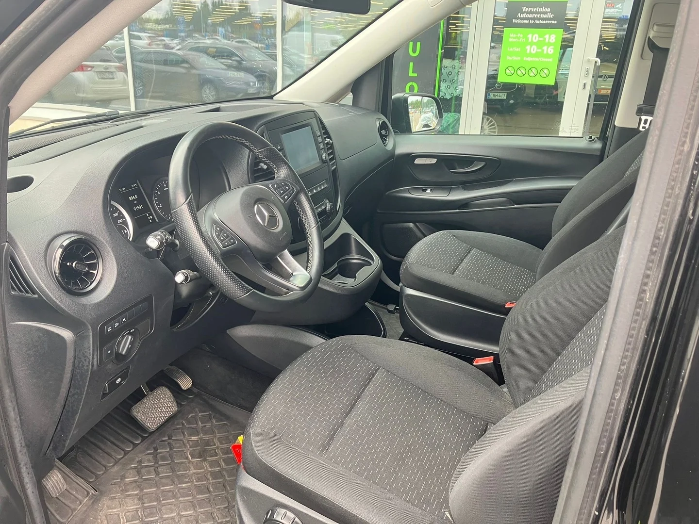 Car Image - 7Kn47xjEioQ57M9D1S5qxA