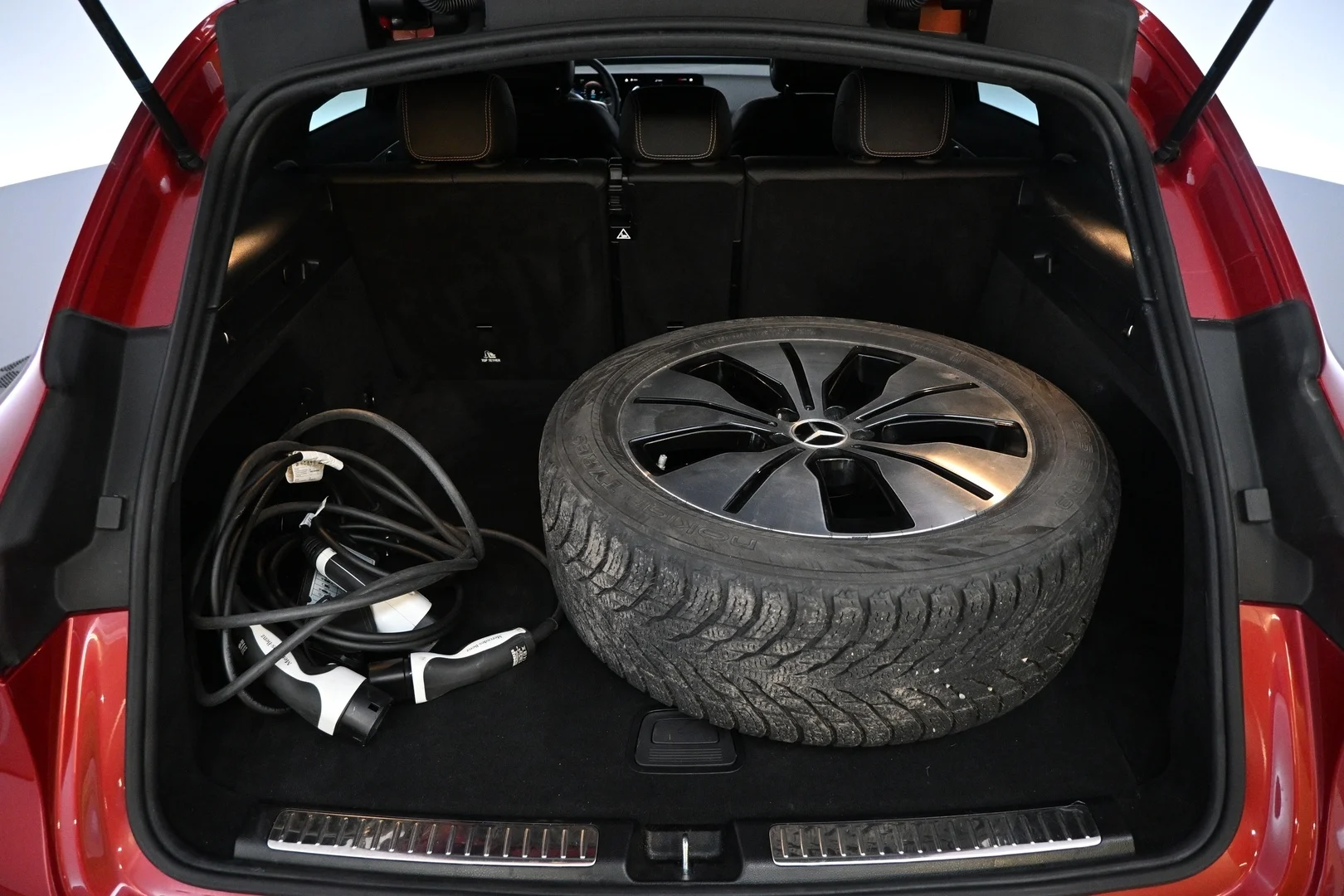 Car Image - 2fJBFSMNSxUV4J84aAmDfQ