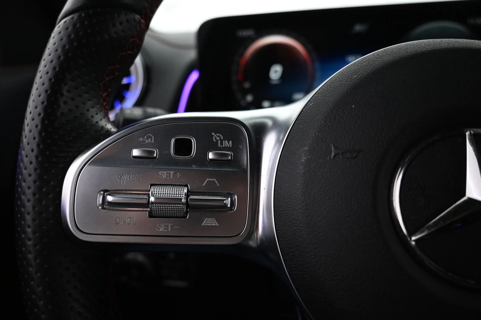 Car Image - 1NmhjVgMJcFeJJ6EtIkTDG
