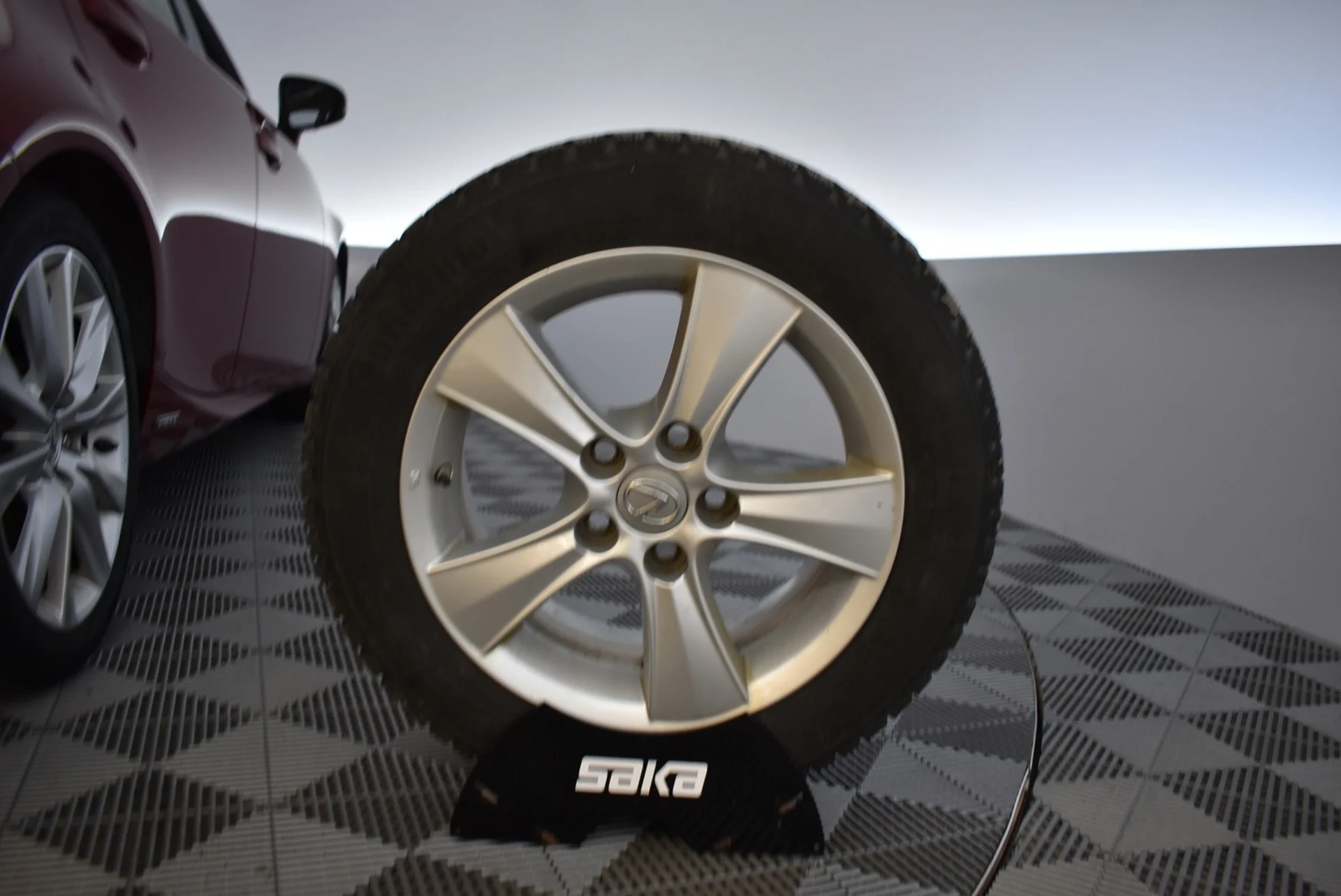 Car Image - 4I0TmqeTN2MiGUtMic3fYb