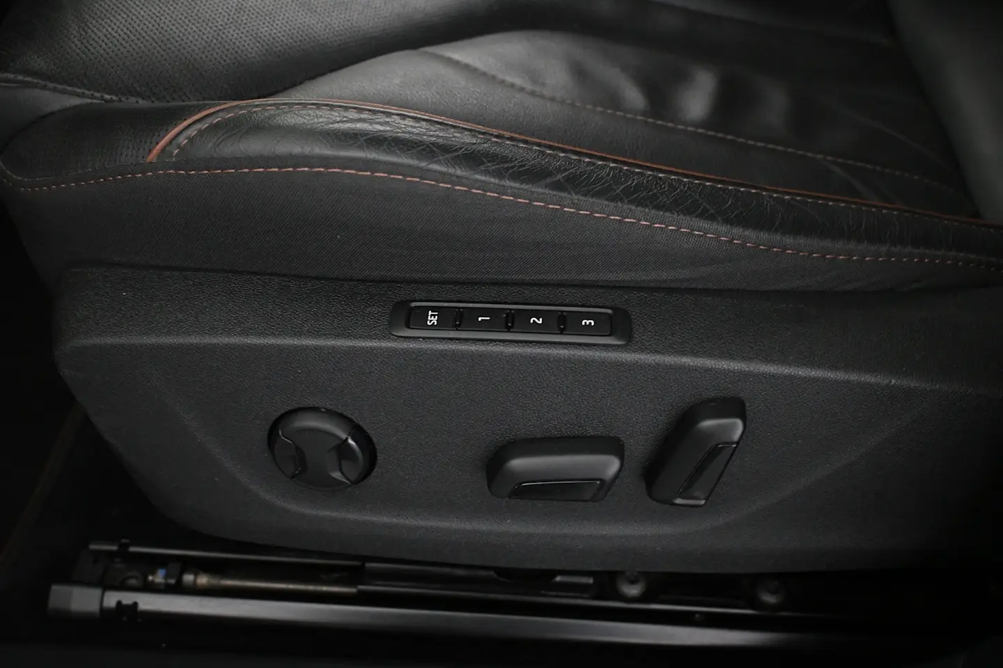 Car Image - 59mwRi1HJow5nceznmXJit