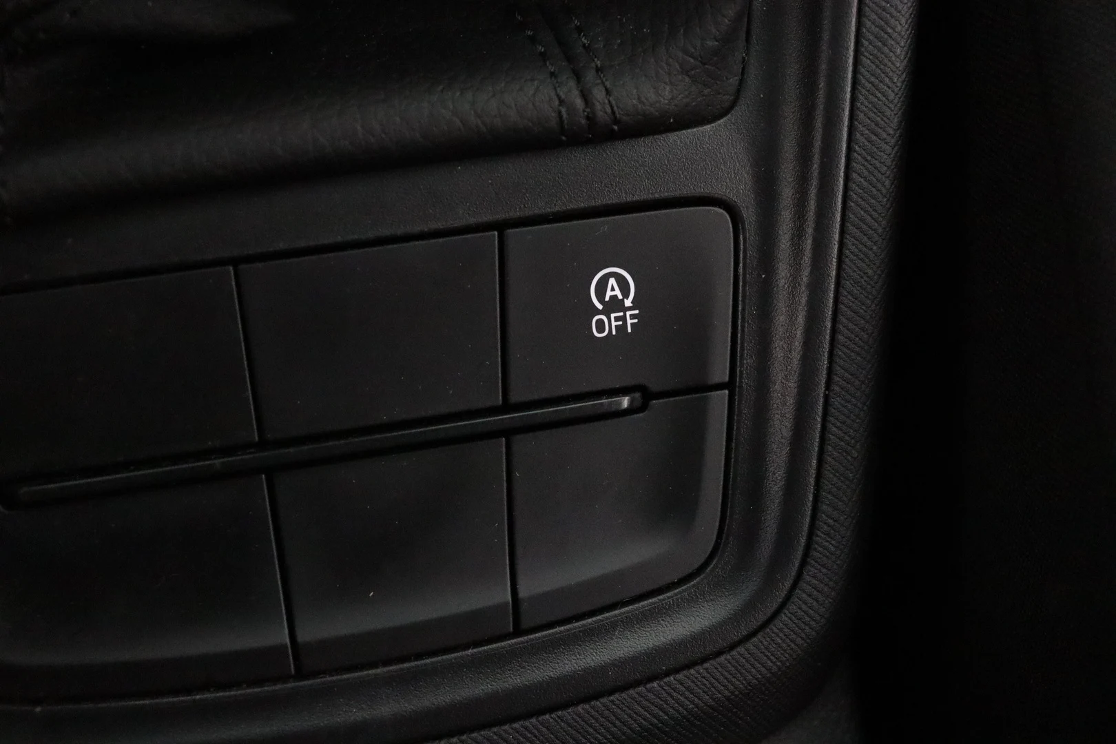 Car Image - 3XnBfCoR9uCQdhd39xJqCi