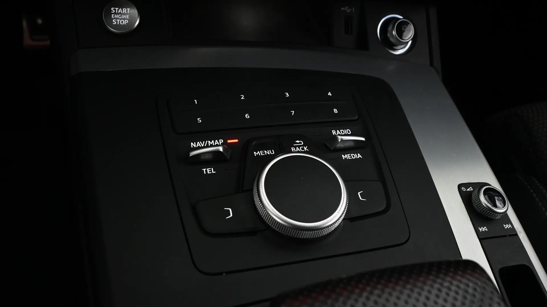 Car Image - 4vXpfN6NgbSkz4PPSyWkxu