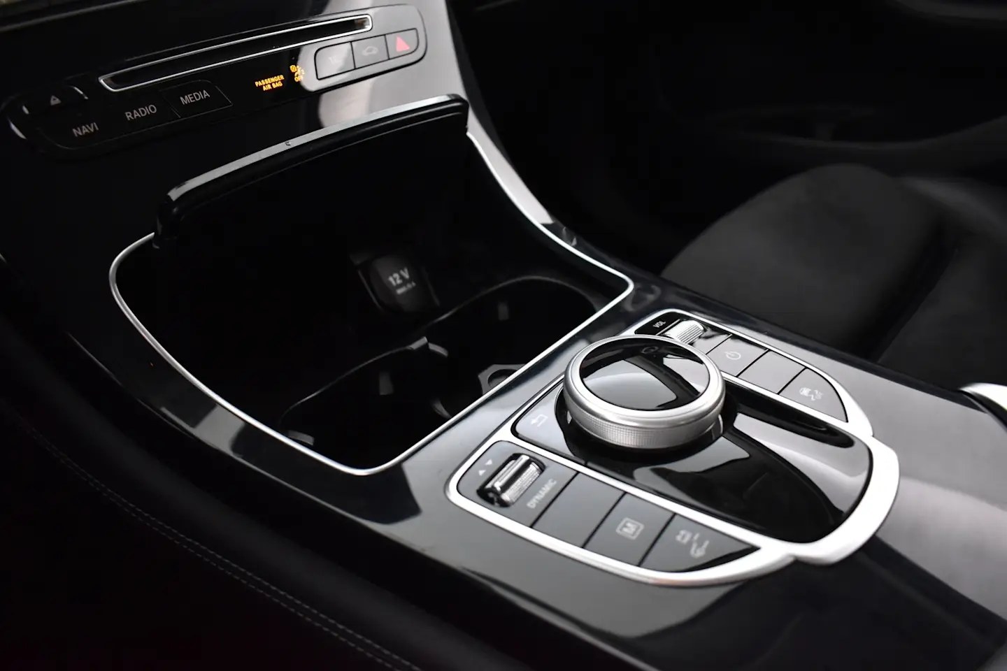 Car Image - 7HQq3MOQRnGI3ByDvxHblg