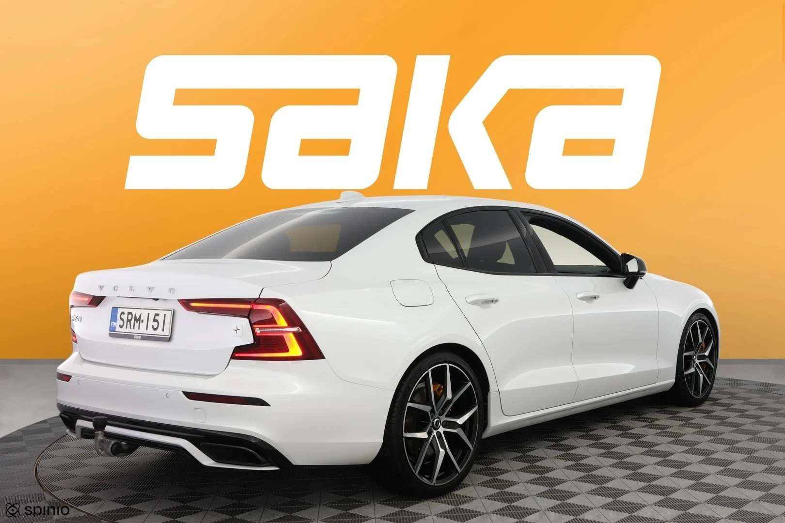 Car Image - 32GvS3yekf1Gi3i9d3I1wF