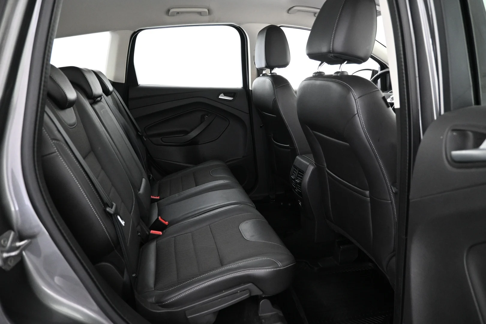 Car Image - 2B11rZwCoWs6rAWMnM5c10