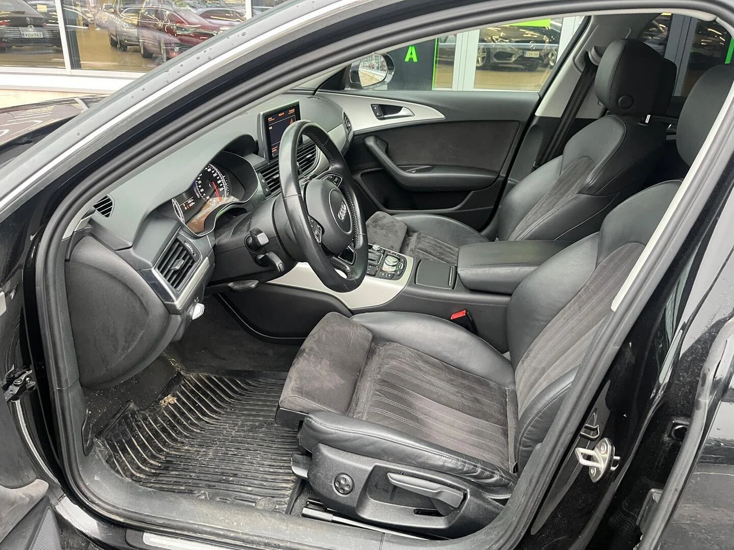 Car Image - 4iD2Vk9OdgT1Ls1NC4bKDU