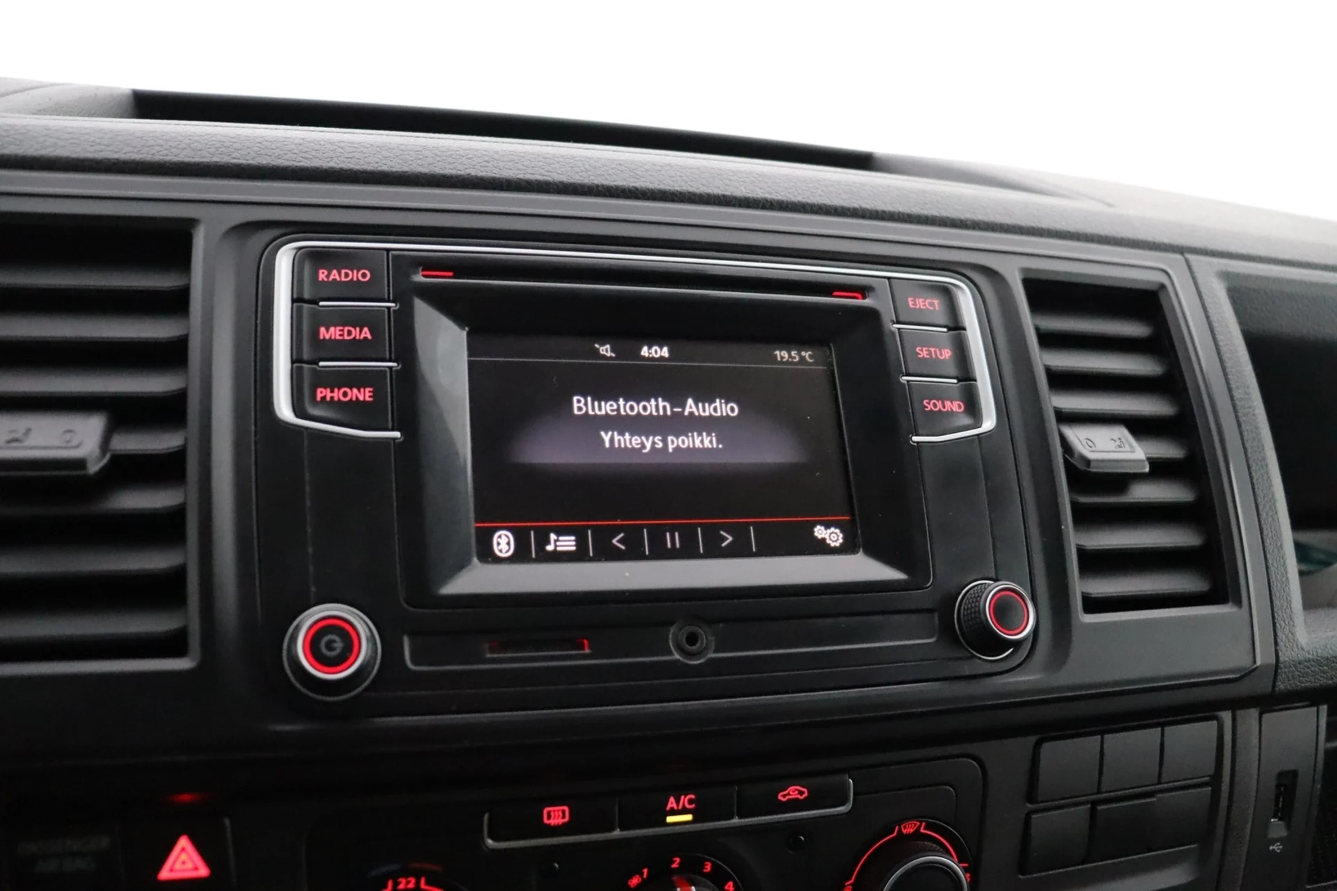 Car Image - 5YOZZQ4JNNlVicdN6fDKbD