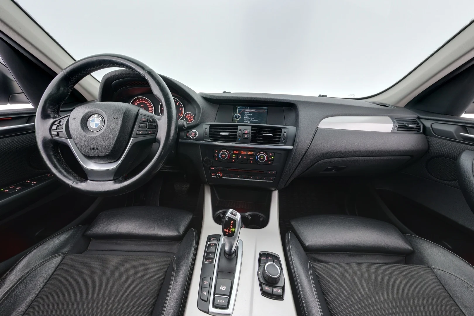 Car Image - 10bAIL8Ms3m7em7NHcRpCt