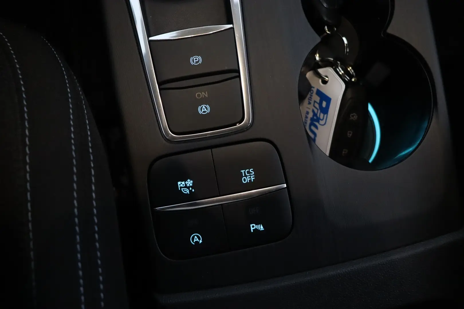 Car Image - 1rFneEU507RiZyPjzE3vQn