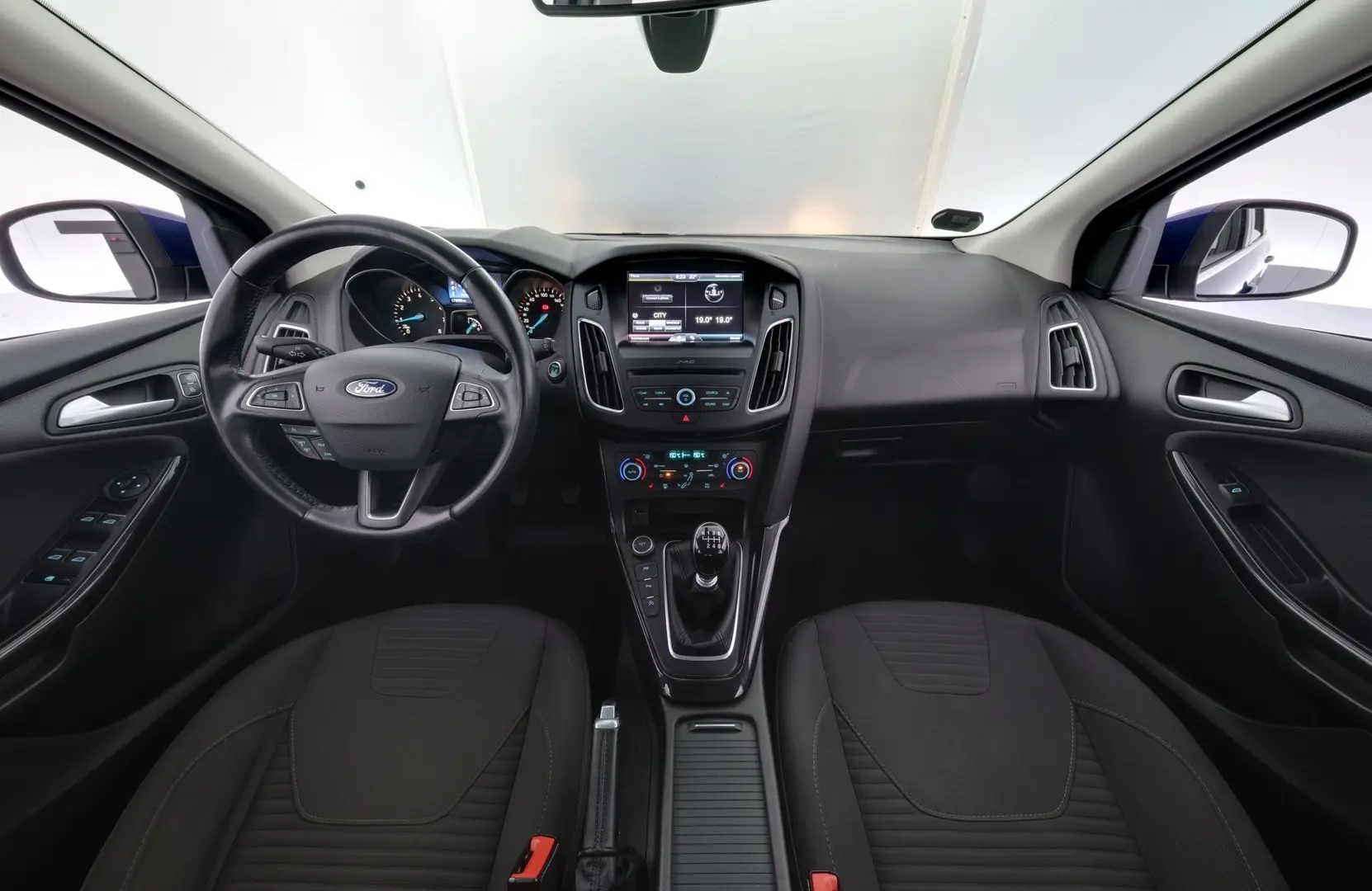 Car Image - 2TXwV1wbH2OZkZqcwiMIrg