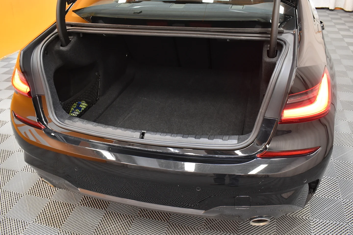 Car Image - 6XAsuCK9Y4ovBjT3lox6yA