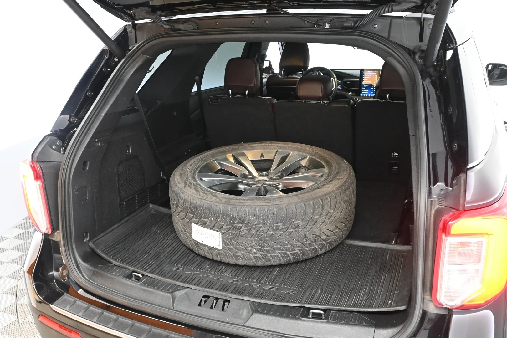 Car Image - IbuNWDnN1utu3vl0MjTLH