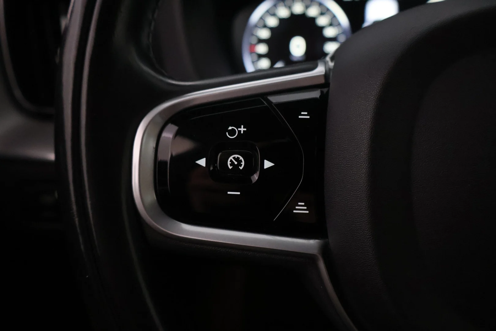 Car Image - 1QgAhyHg0qIpGaOUbyPy9s
