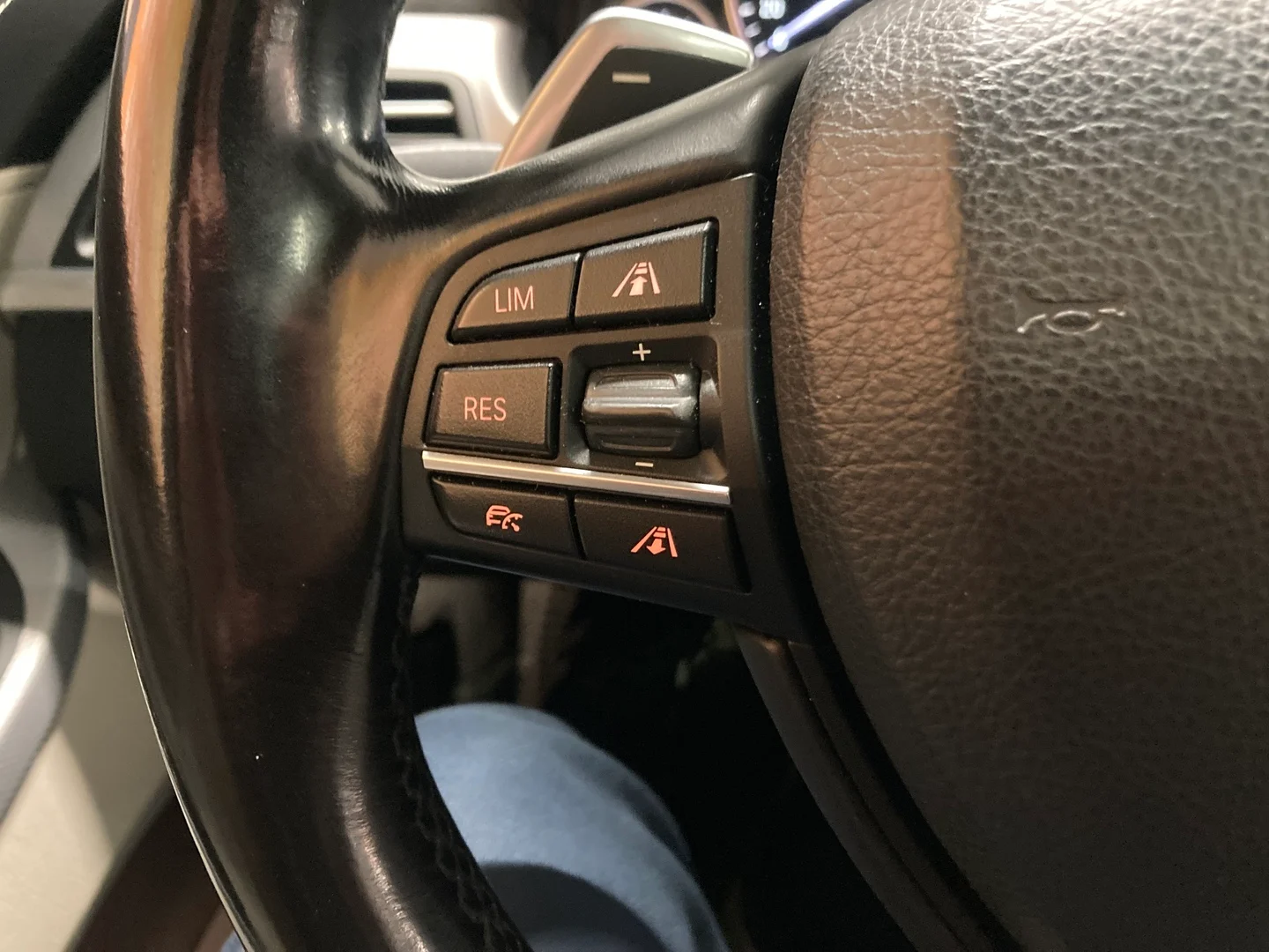 Car Image - 30HnIoo9WZJrwhAMjsA917