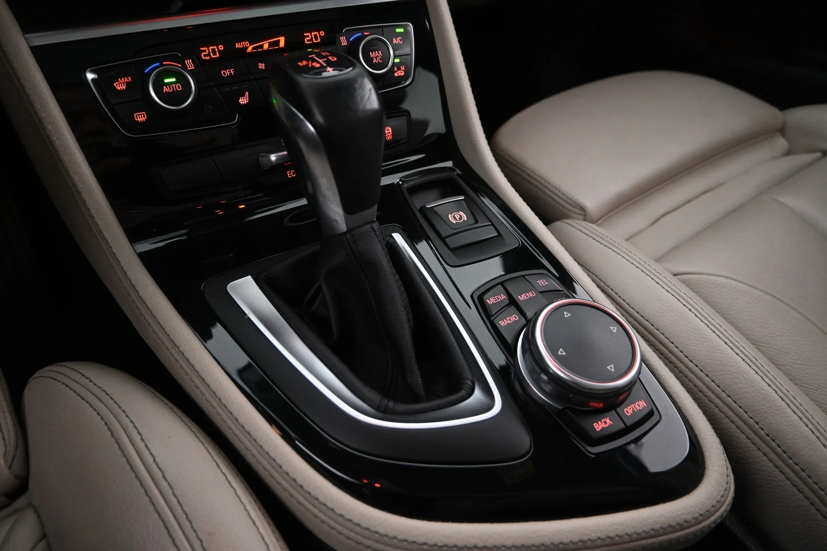 Car Image - 6yRCpd9iNMvvWCxgqn8SVe
