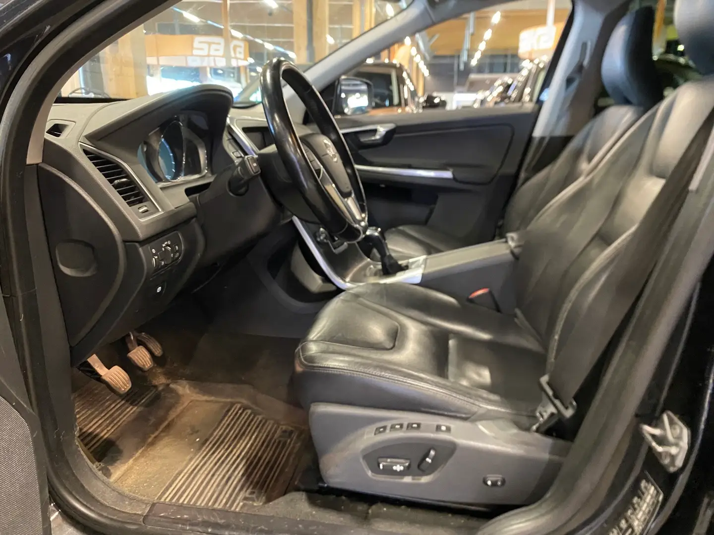 Car Image - 6sYE2hpibzyn0aonDHmjxW