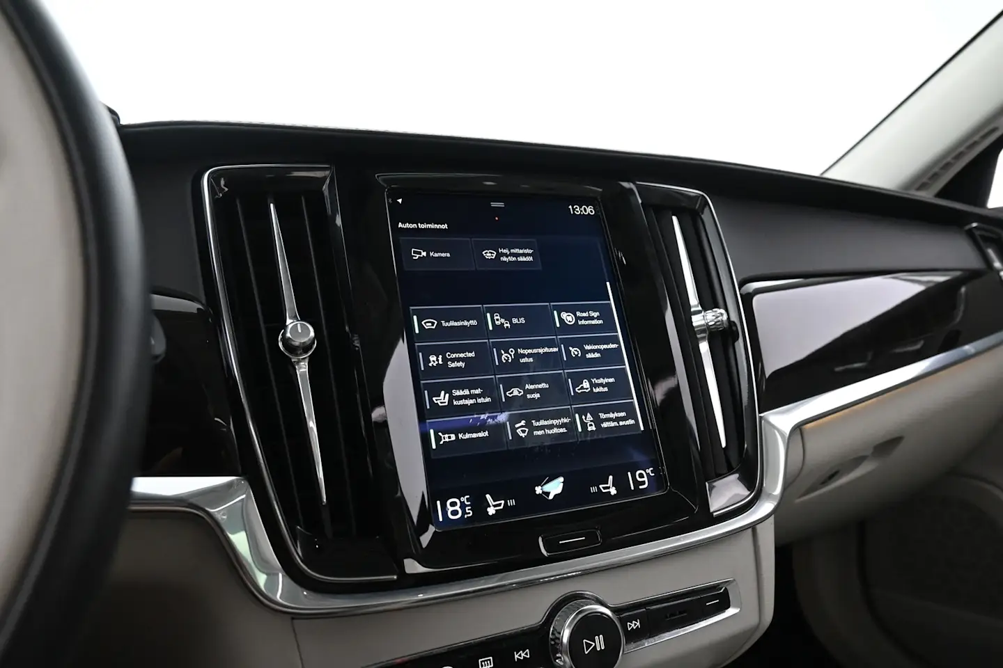 Car Image - 7q259ihz14H1UPdQYlR67M