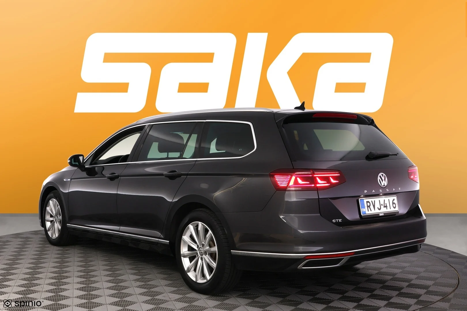 Car Image - W8VJwihnkg52nay5dYEd9