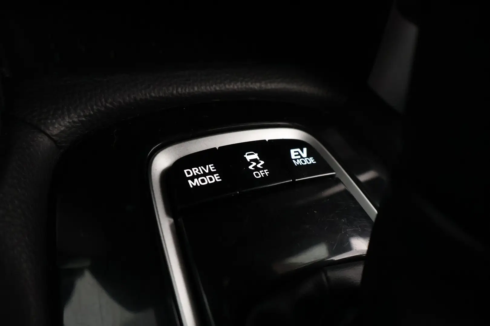 Car Image - bxlsoE7IUj8XmEme4XENw