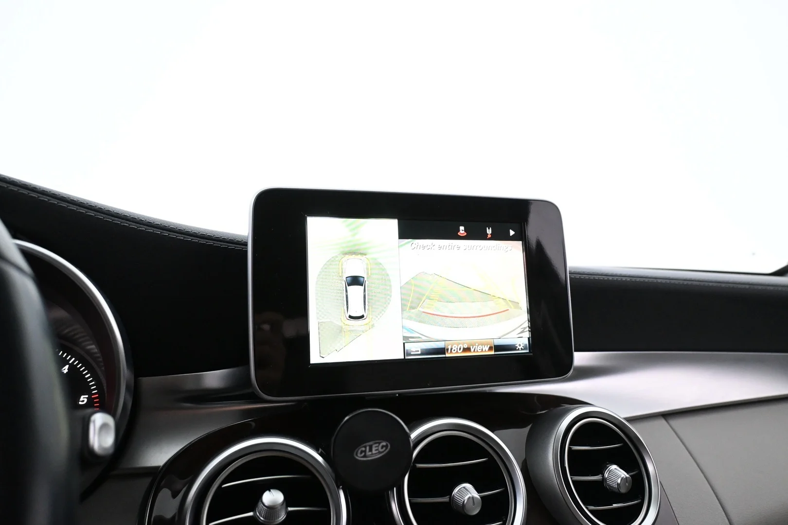Car Image - 69V2OBErJ8haS5MqzORb0P