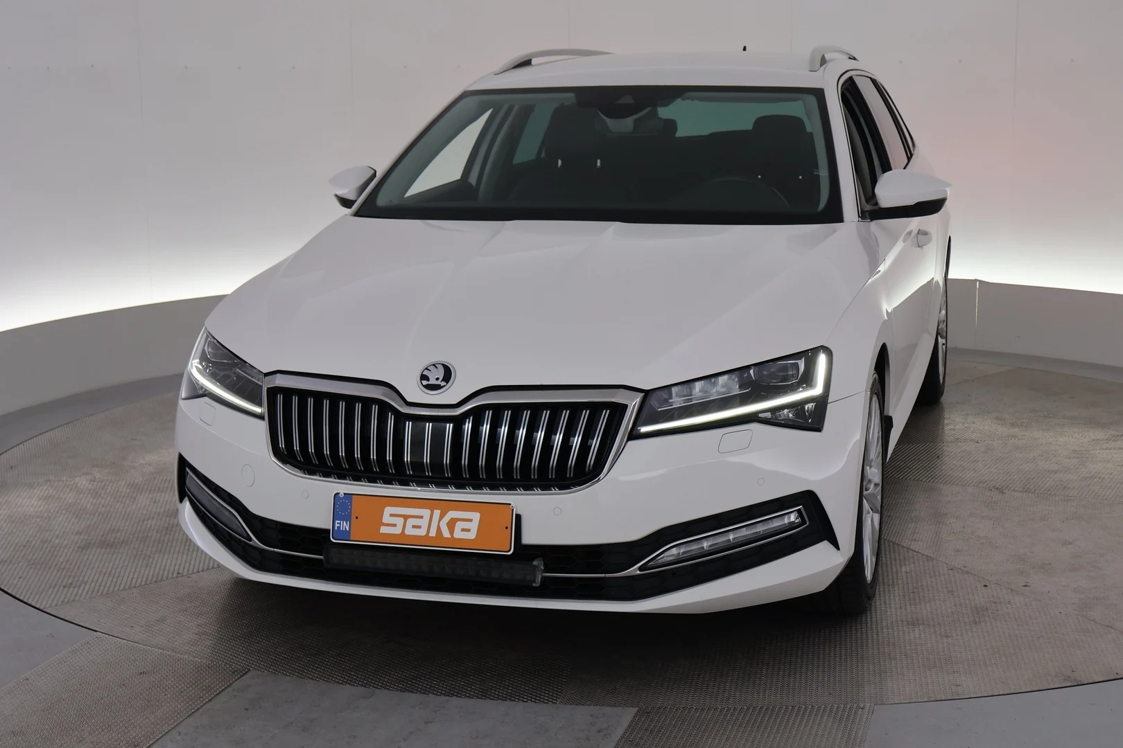 Car Image - 1ppMhnNLcfkB6NYqHdQyeJ