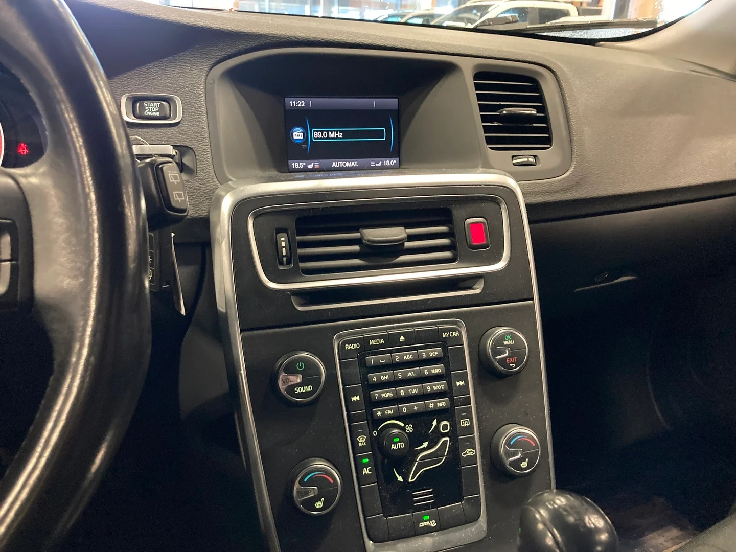 Car Image - 4d5Idrc70W1oFZfK9HpAOr