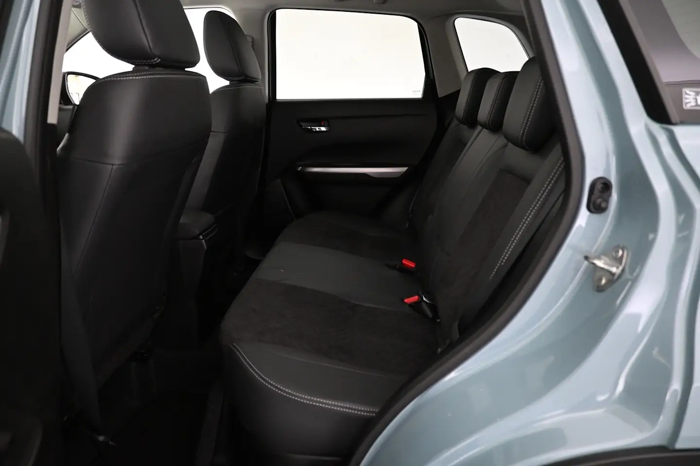 Car Image - 3M5iQHeZPfuYtaSA9dps8m