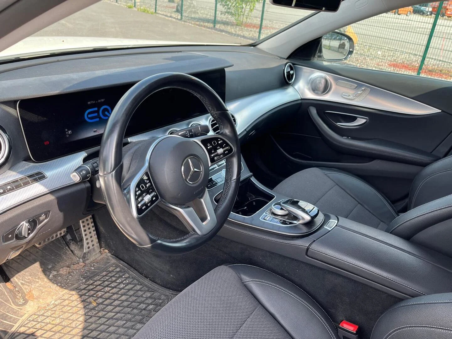 Car Image - ueh2S4APljG8v5hHrxUx7