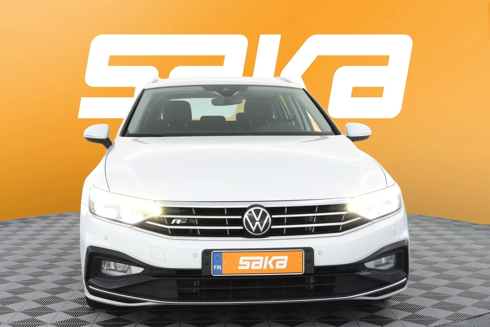 Car Image - 7qKM8SmkIEpFWAbqzRMux7