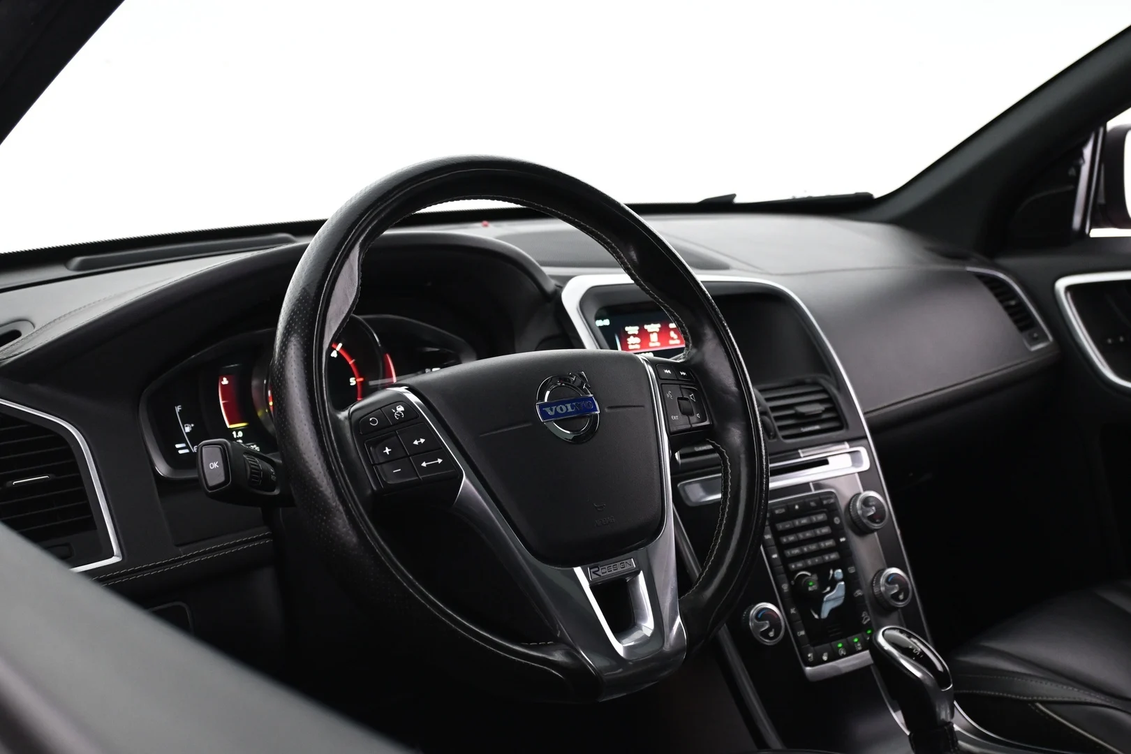 Car Image - 2QxTmYxoFYdNFetN5ly5uS