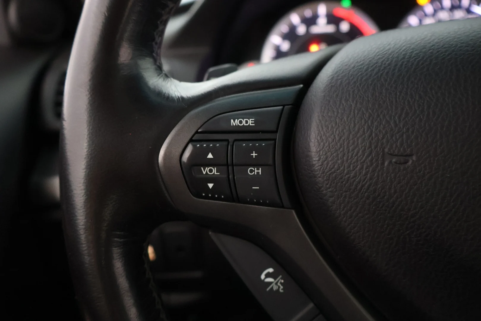 Car Image - 7m8C27Z6jibhzcOpkvnad9
