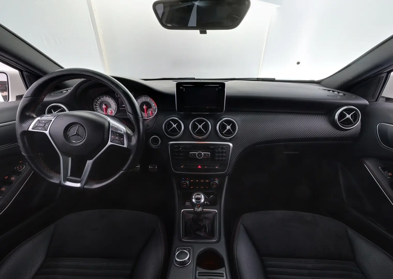 Car Image - 5mWBwxLvBokE5qA2UmRNis