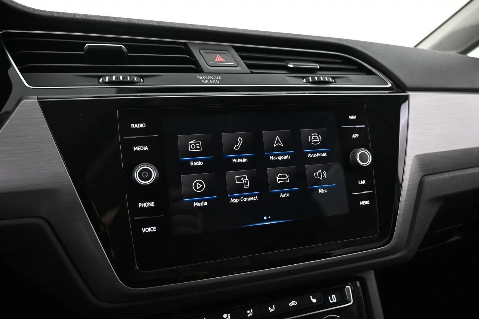 Car Image - 5EXCVIvs5k6tnkOcCeQuxj