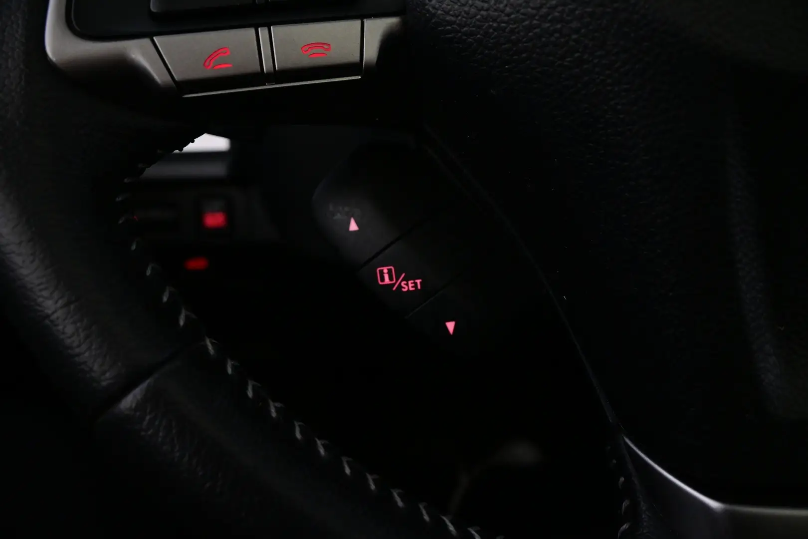 Car Image - 56O9BSZPJoGtVYn3TO5ddn