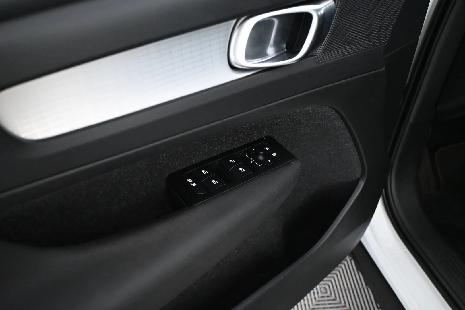Car Image - 1PwJ29Y6wE5OYs7zwQBFTc