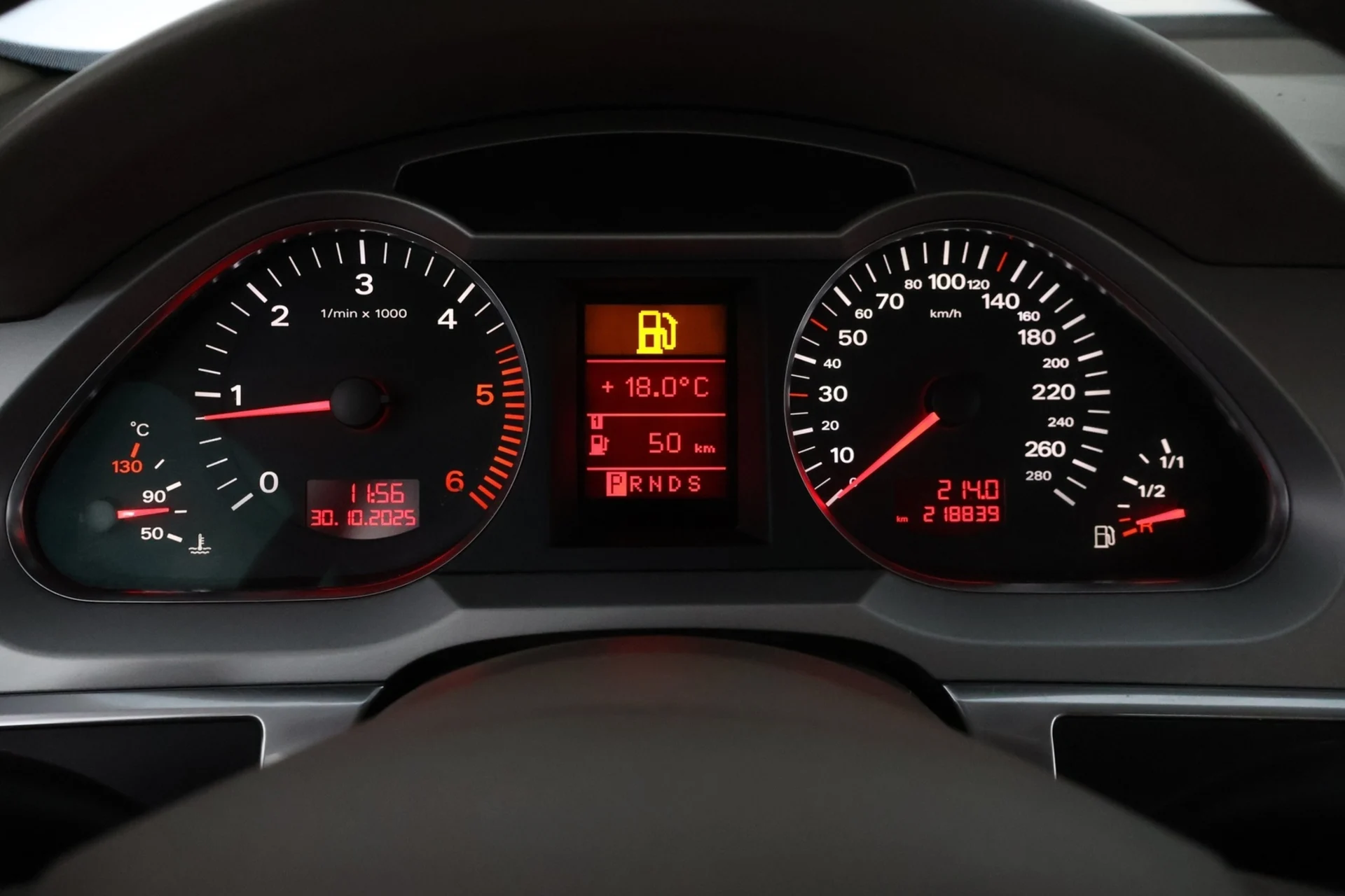 Car Image - 43MfxkmW6peBuhEKcsDKP6